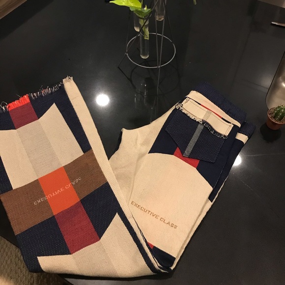 Pants - Picture 3 of 6